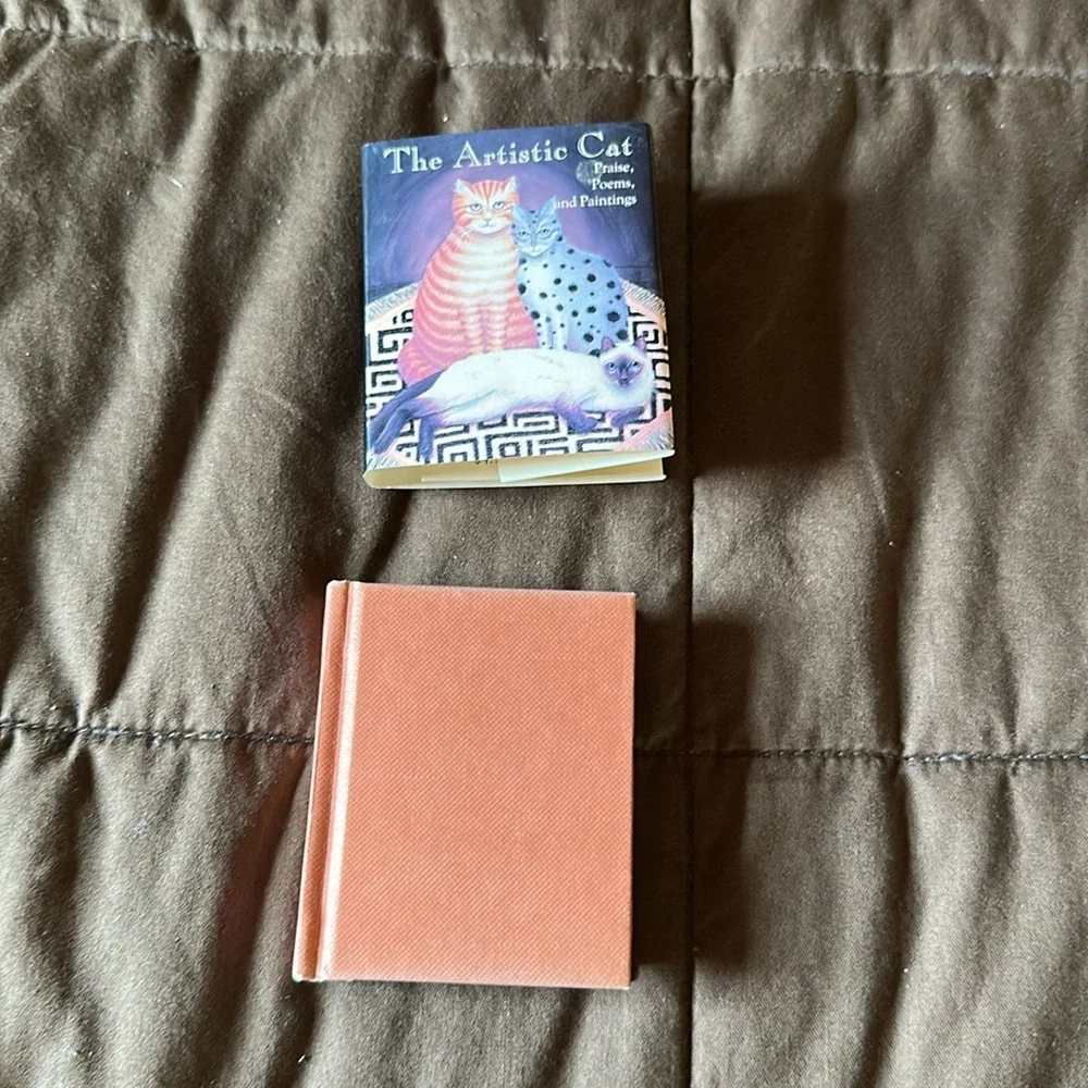 Vintage “The Artistic Cat” Praise, Poems, and Paintings Mini Coffee Table Book